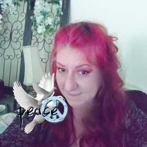 Meet your Posher, Adrienne